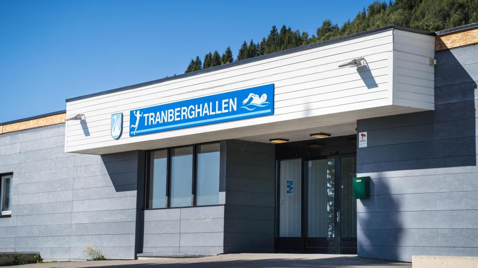 Lenke til artikkel: Nå åpner Tranberghallen igjen