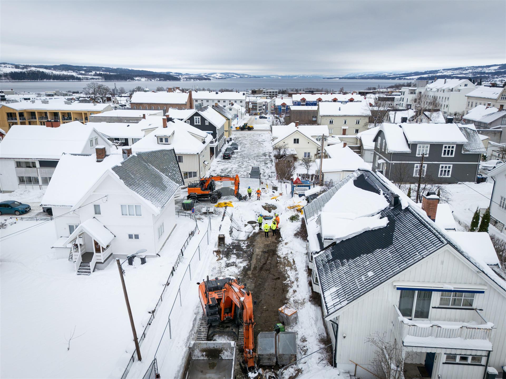 Bilde av gravearbeid med å bytte vann- og avløpsrør